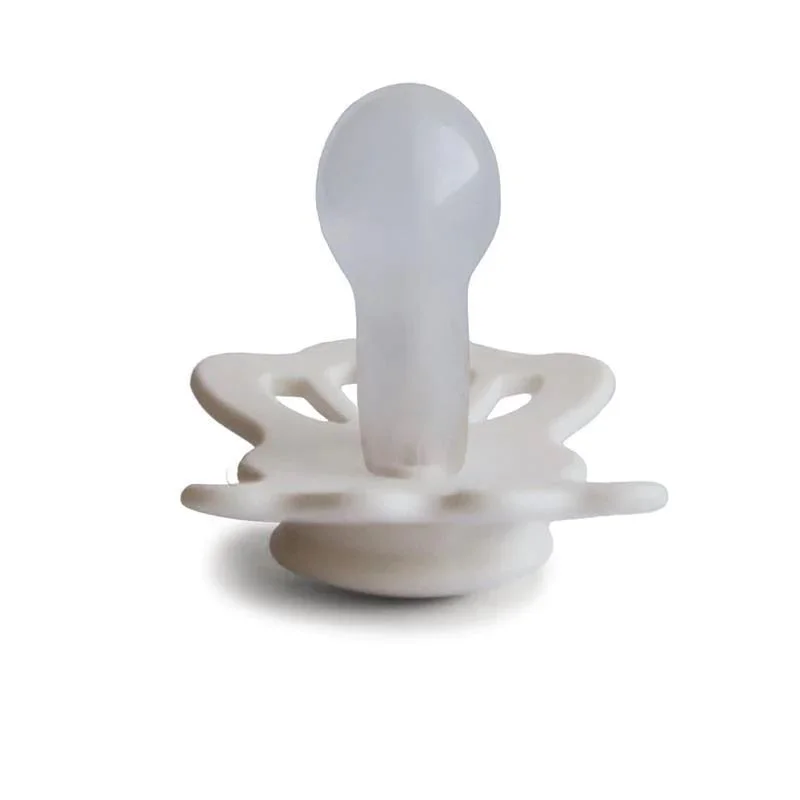 Set suzete simetrice din silicon Frigg Lucky Silky Satin - Cream (6-18 luni), 2 buc. foto