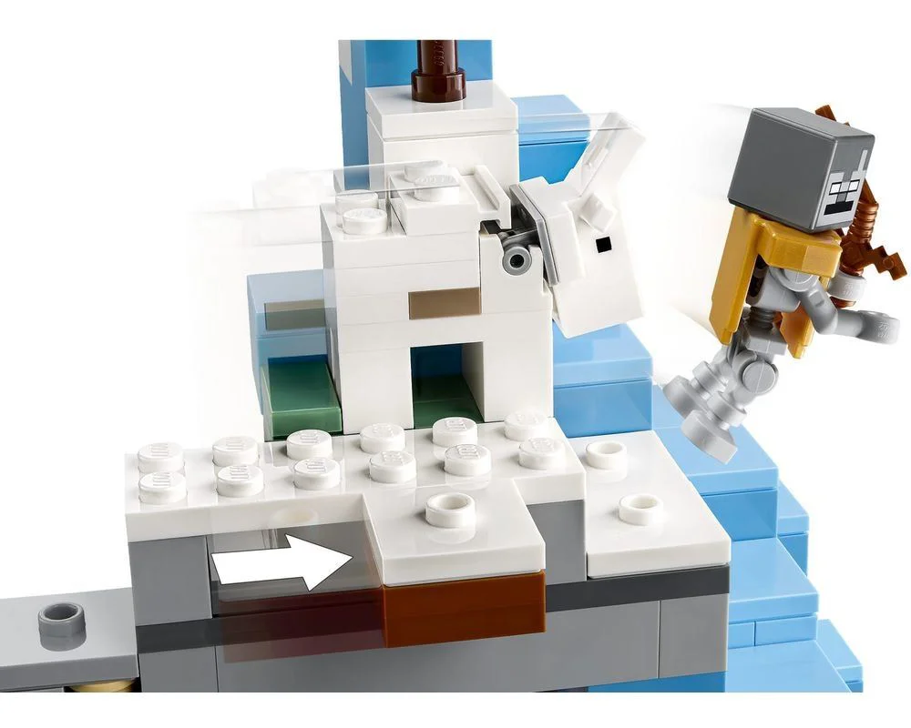 Конструктор Lego Minecraft Ледяные вершины, 304 эл. foto