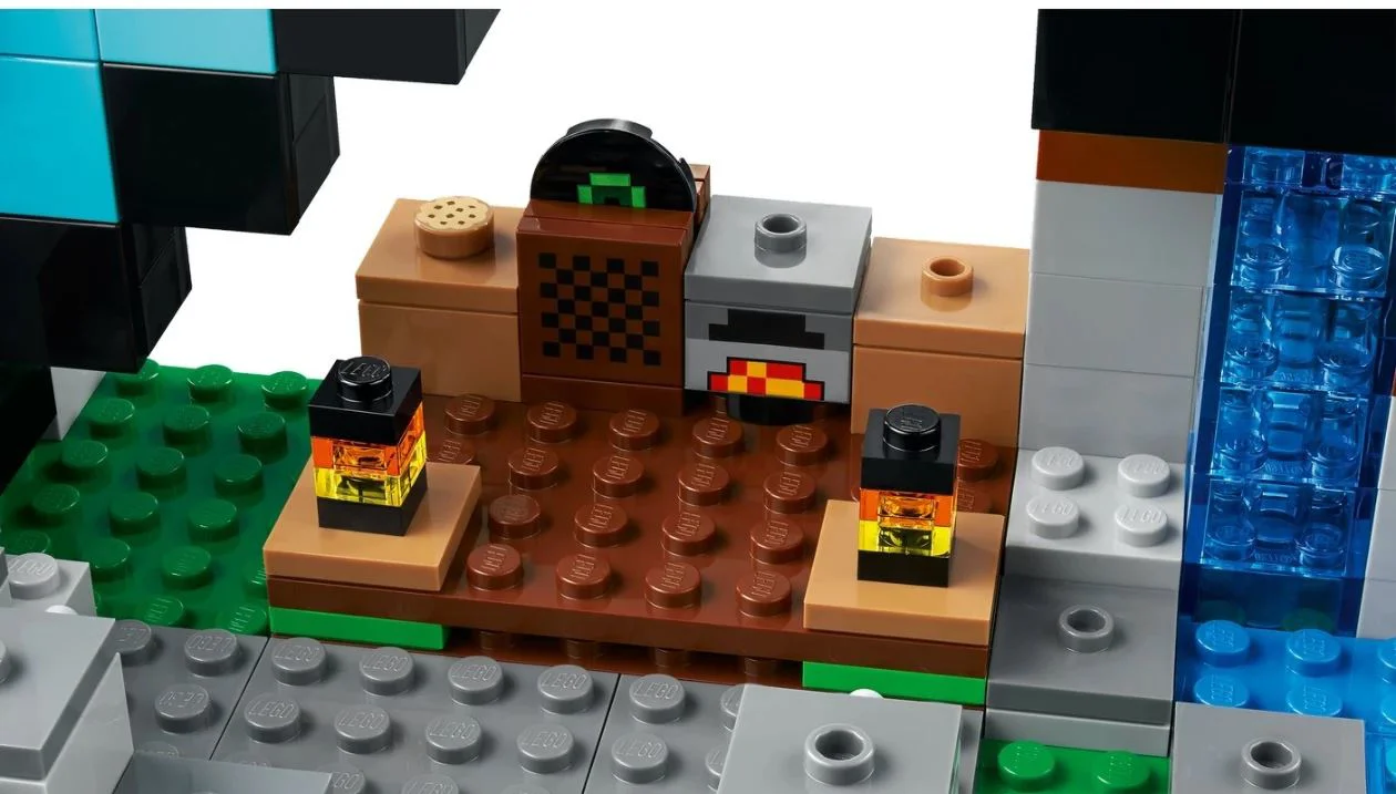 Конструктор Lego Minecraft Застава меча, 427 эл. foto