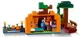 Set de constructie Lego Minecraft Ferma de dovleci, 257 el.