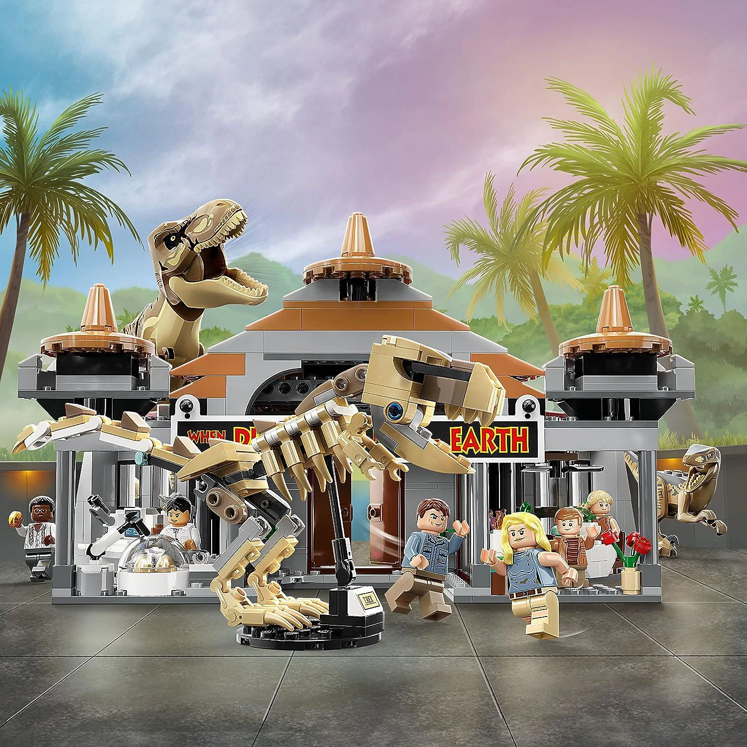 LEGO Jurassic World - Центр для посетителей: Ти-рекс против Раптора