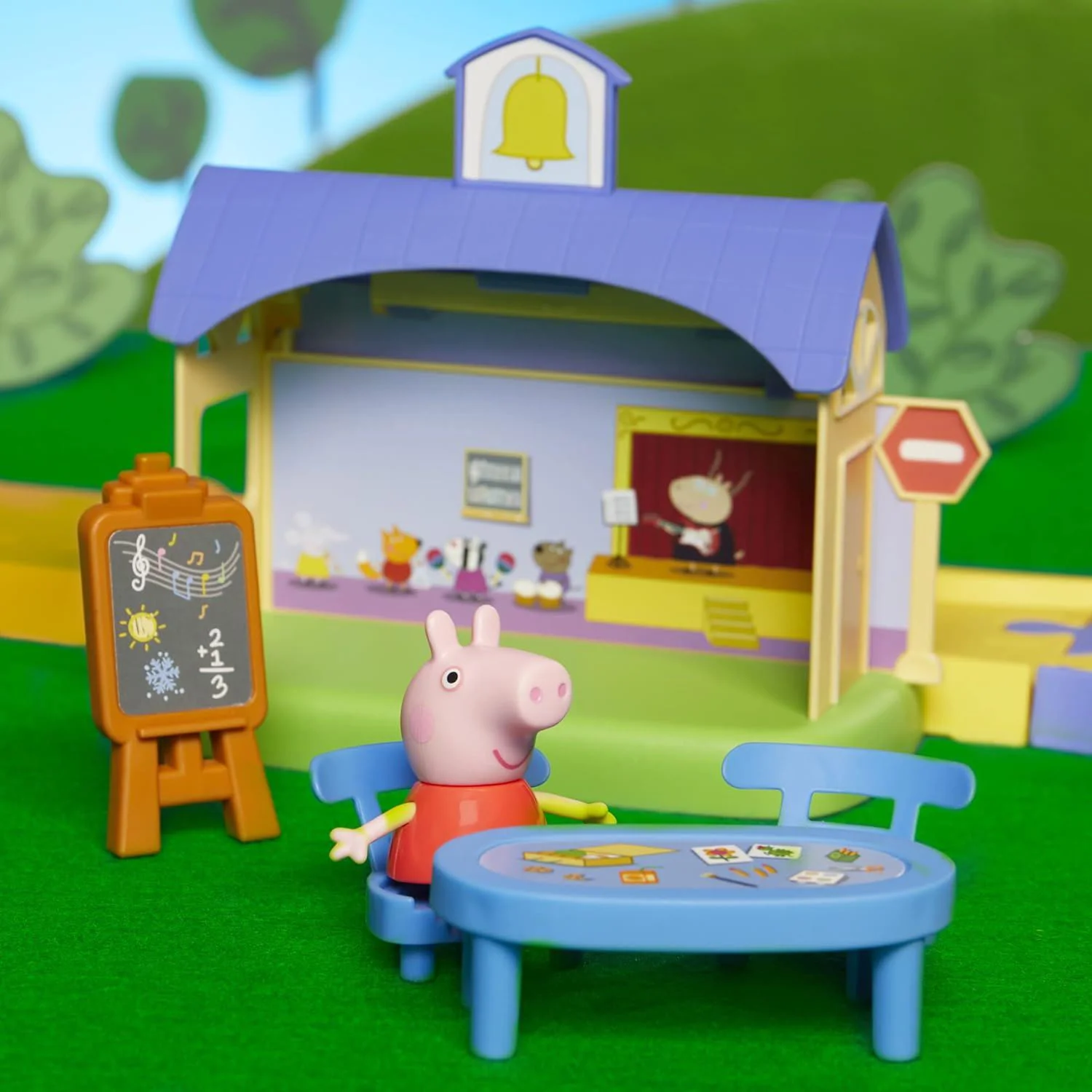 Set de joaca Peppa Pig All Around Peppa's Town Set