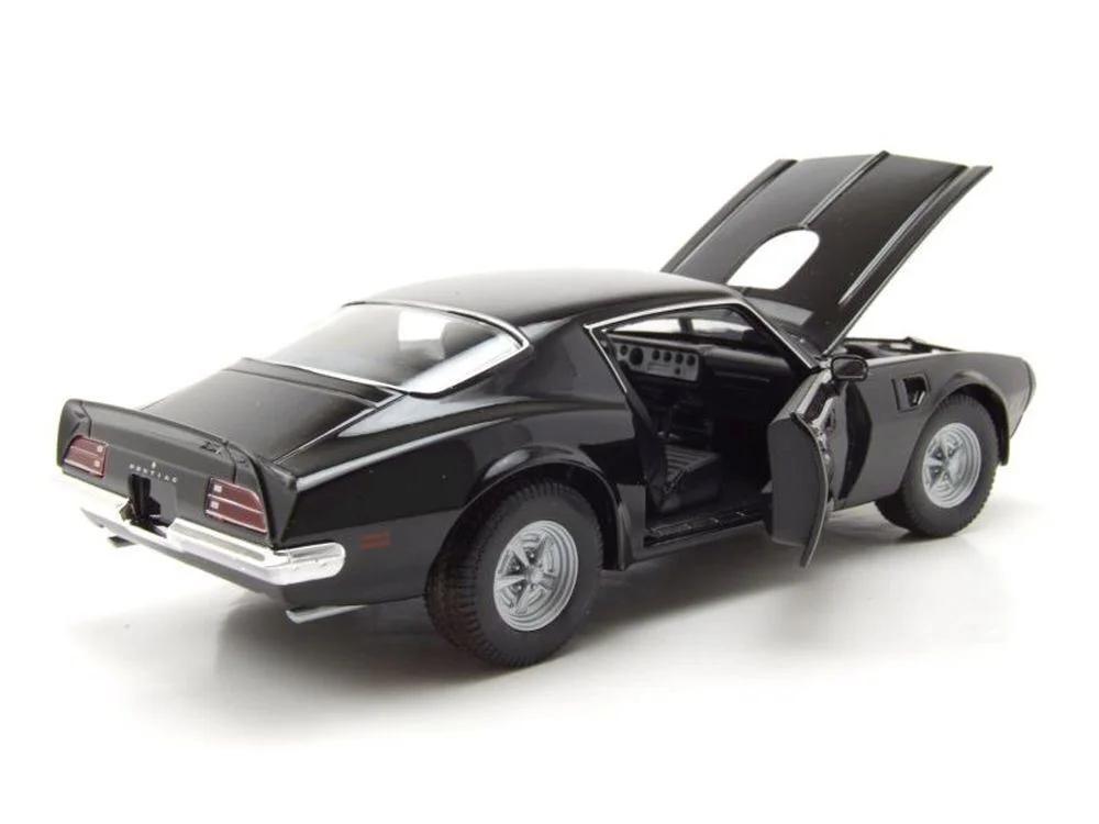 Masina din metal Welly Pontiac Firebird Trans AM, 1:24