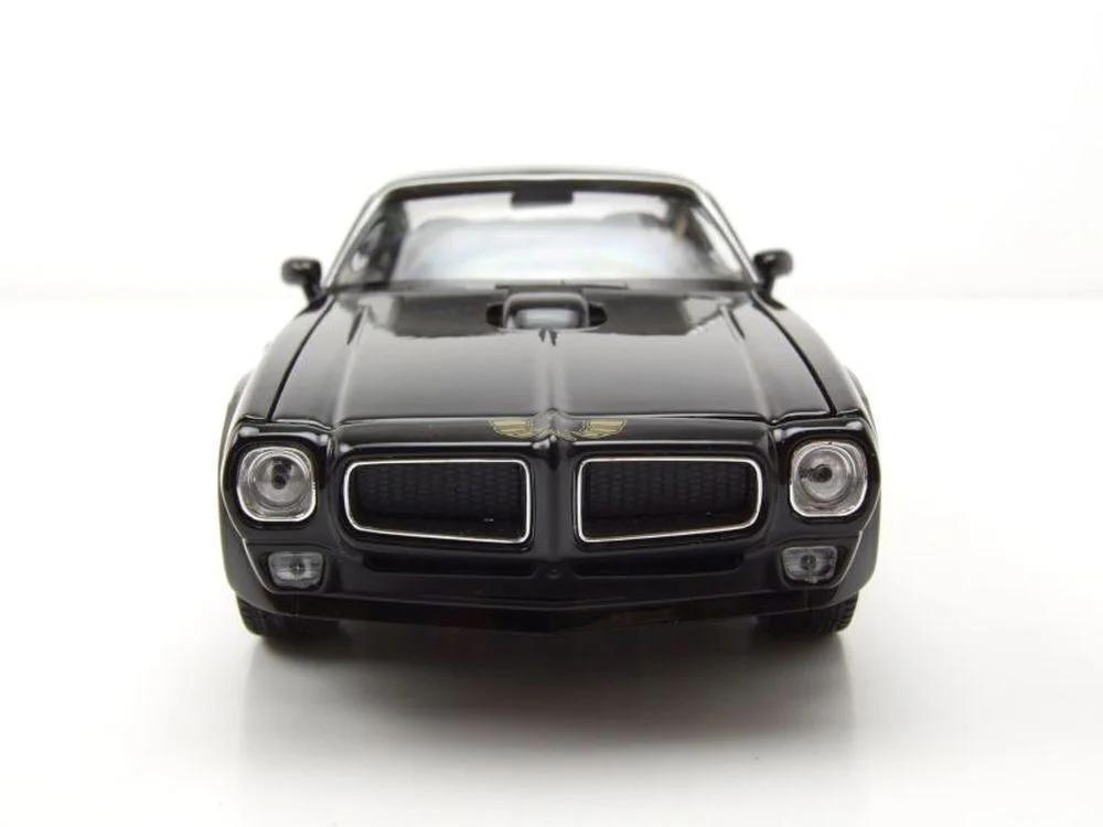 Masina din metal Welly Pontiac Firebird Trans AM, 1:24