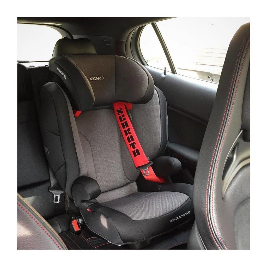 Детское кресло Recaro Nova Evo Seatfix Deep Black (15-36 кг) foto