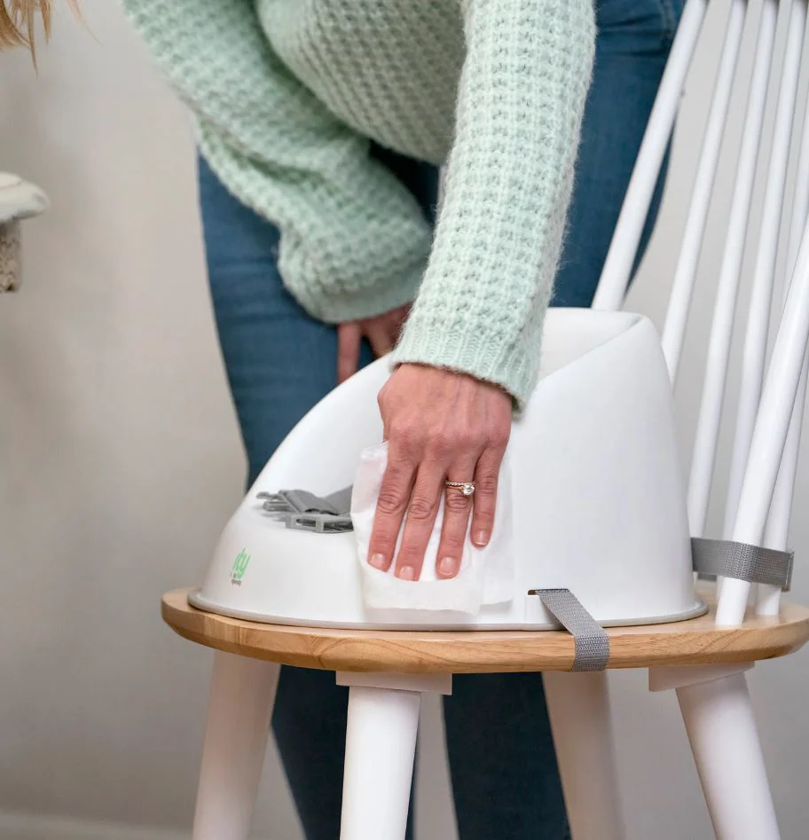 Scaun de masa si booster Ity by Ingenuity My Spot Easy-Clean Oat
