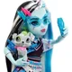 Set de joc Monster High Frankie Stein si Watzie