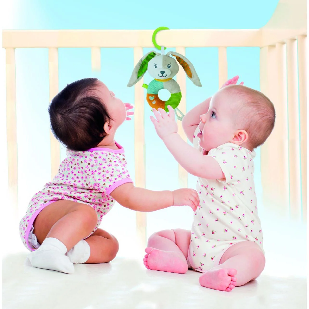 Погремушка Soft Baby Clementoni Кролик foto