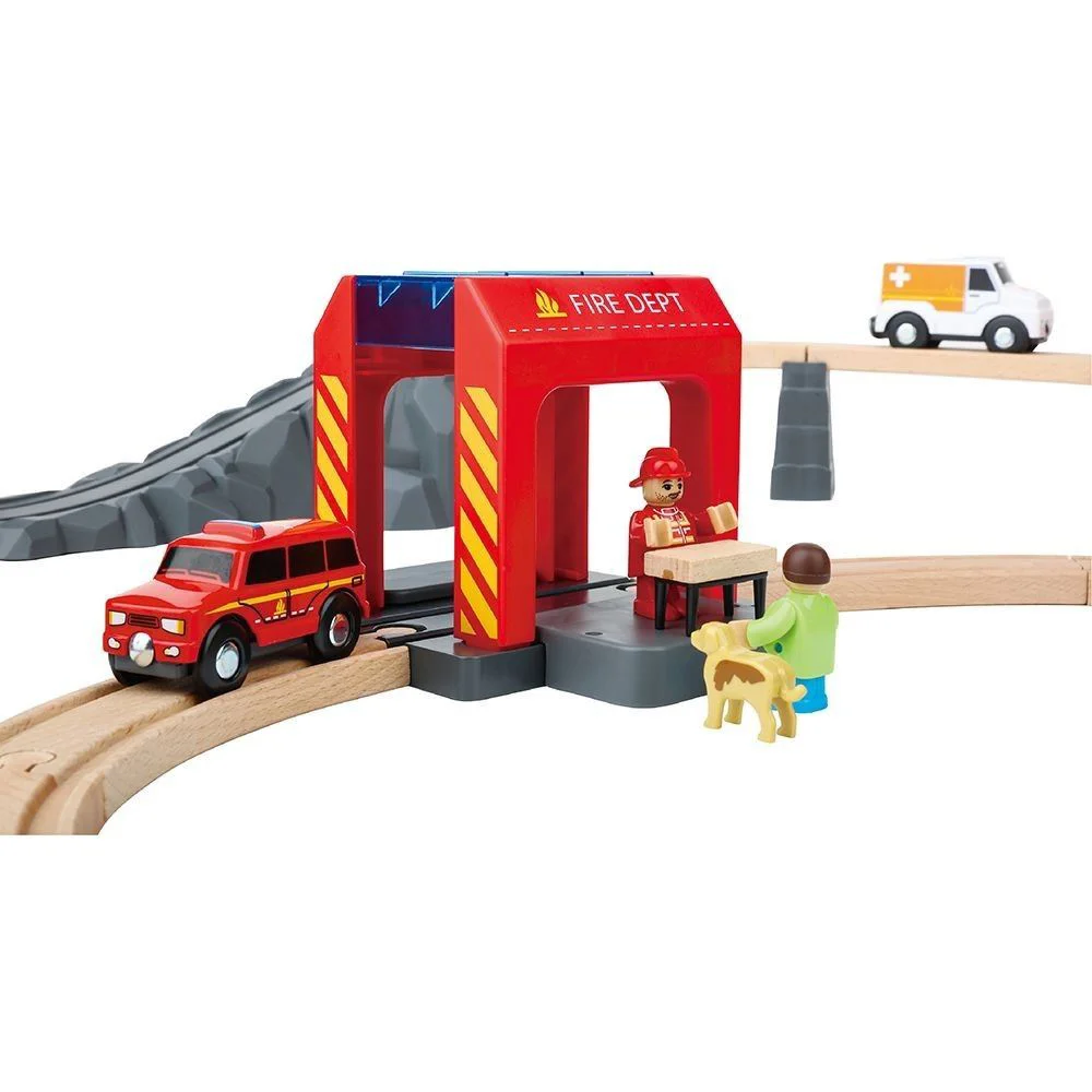 Cale ferata din lemn Tooky Toy Tren de salvare