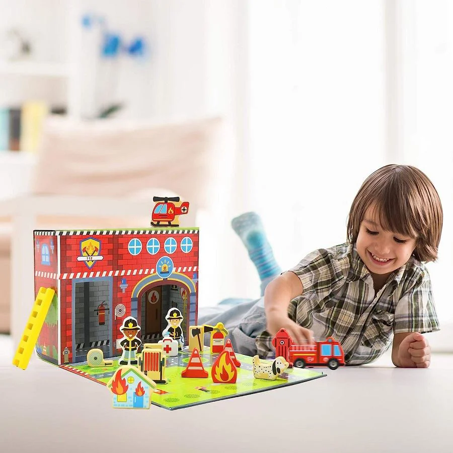 Set de joaca din lemn Tooky Toy Pompierii foto