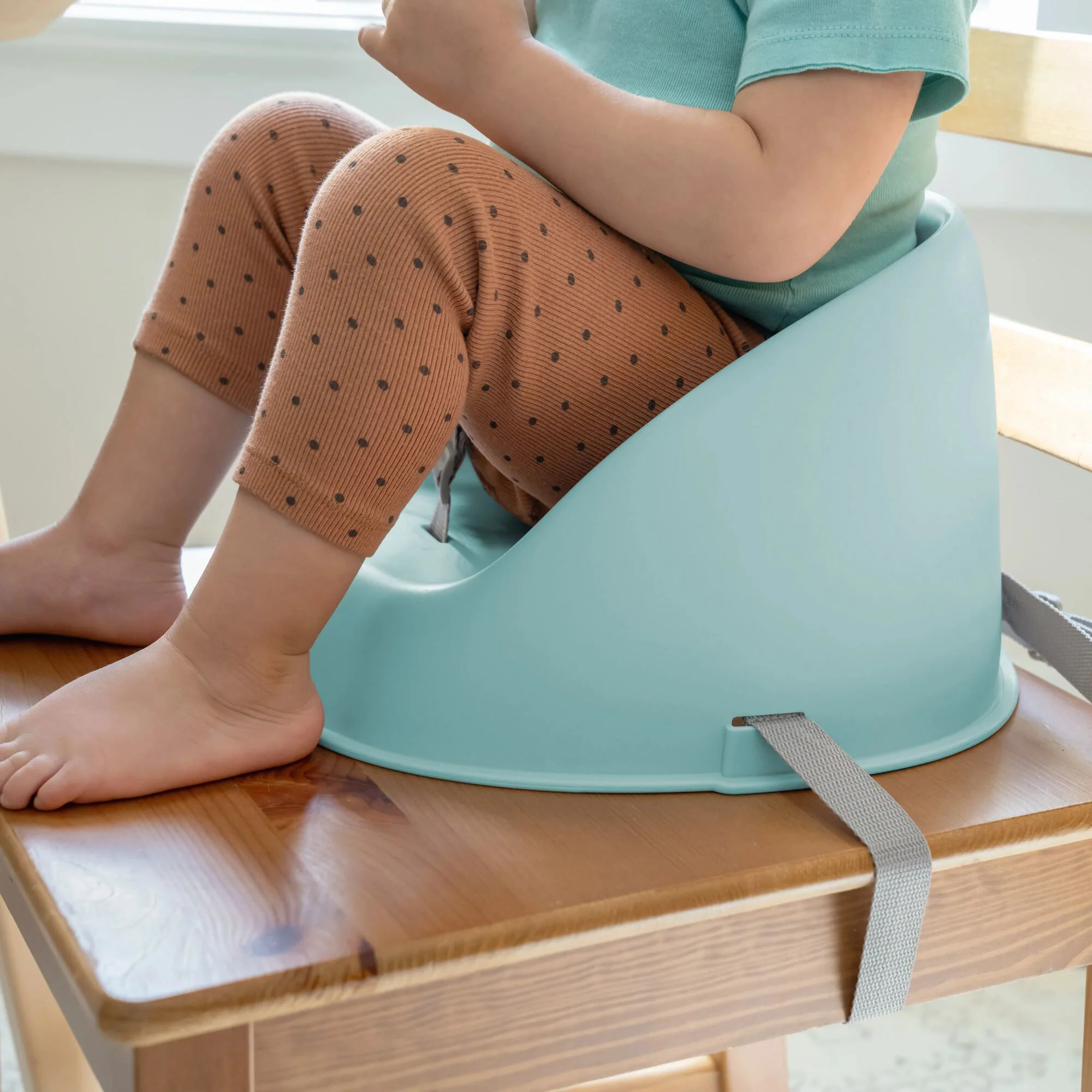Стульчик-бустер Ity от Ingenuity My Spot Easy-Clean Teal foto