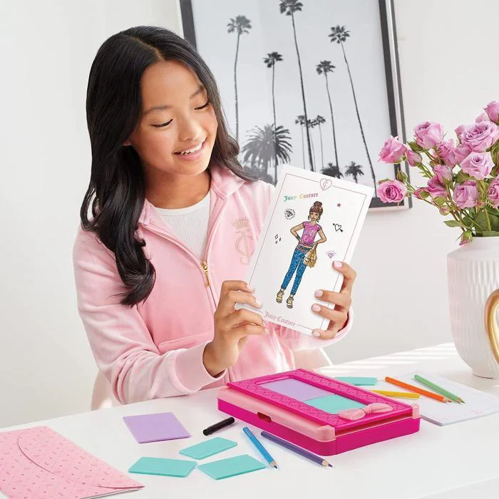 Set pentru creatie Make it Real Juicy Couture Fashion Designer Kit foto