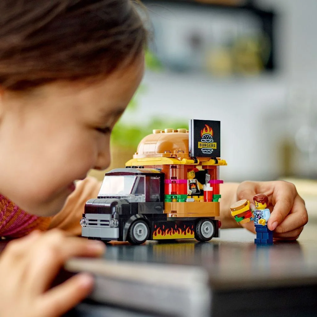 Set de constructie LEGO City Toneta de burgeri foto