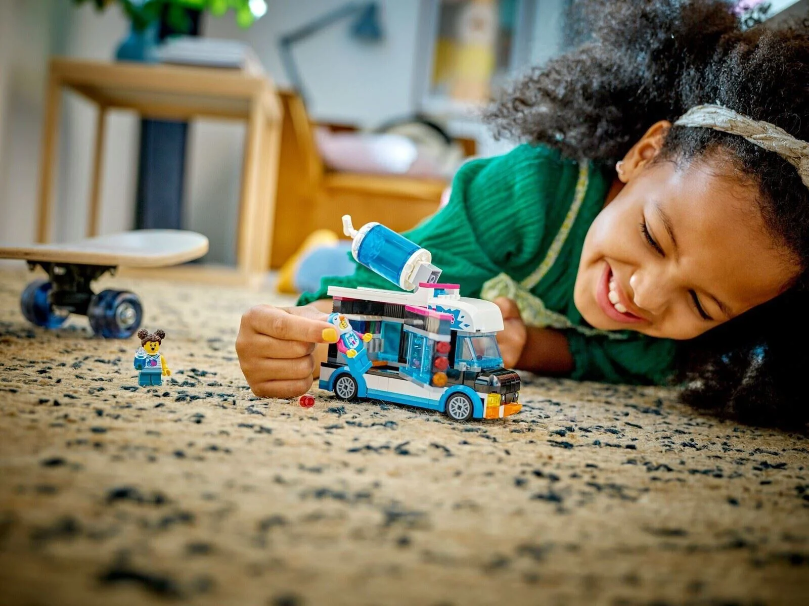 Set de constructie LEGO City Camioneta-pinguin cu granita, 194 el. foto