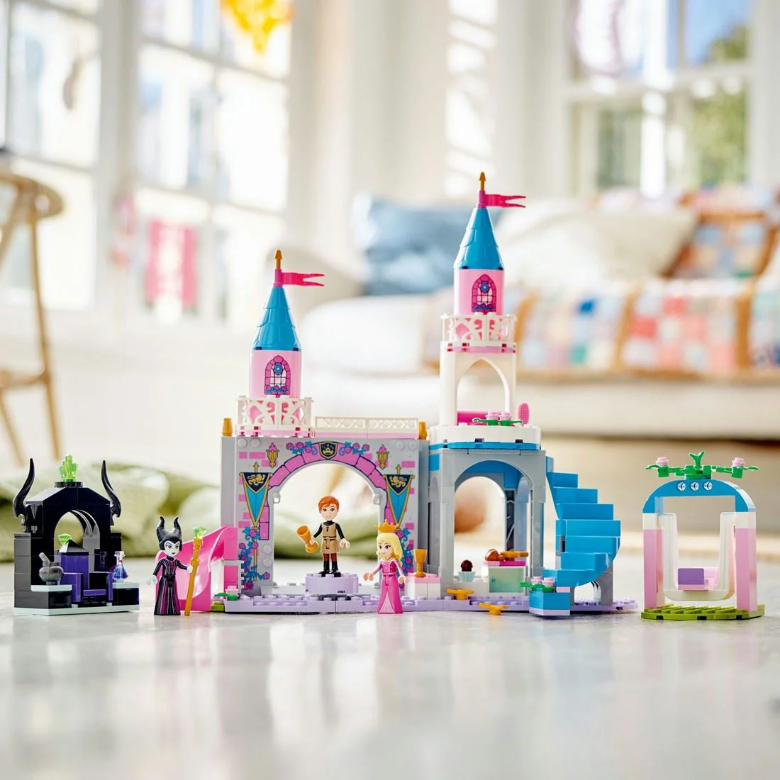 Set de constructie LEGO Disney Castelul Aurorei, 187 el. foto