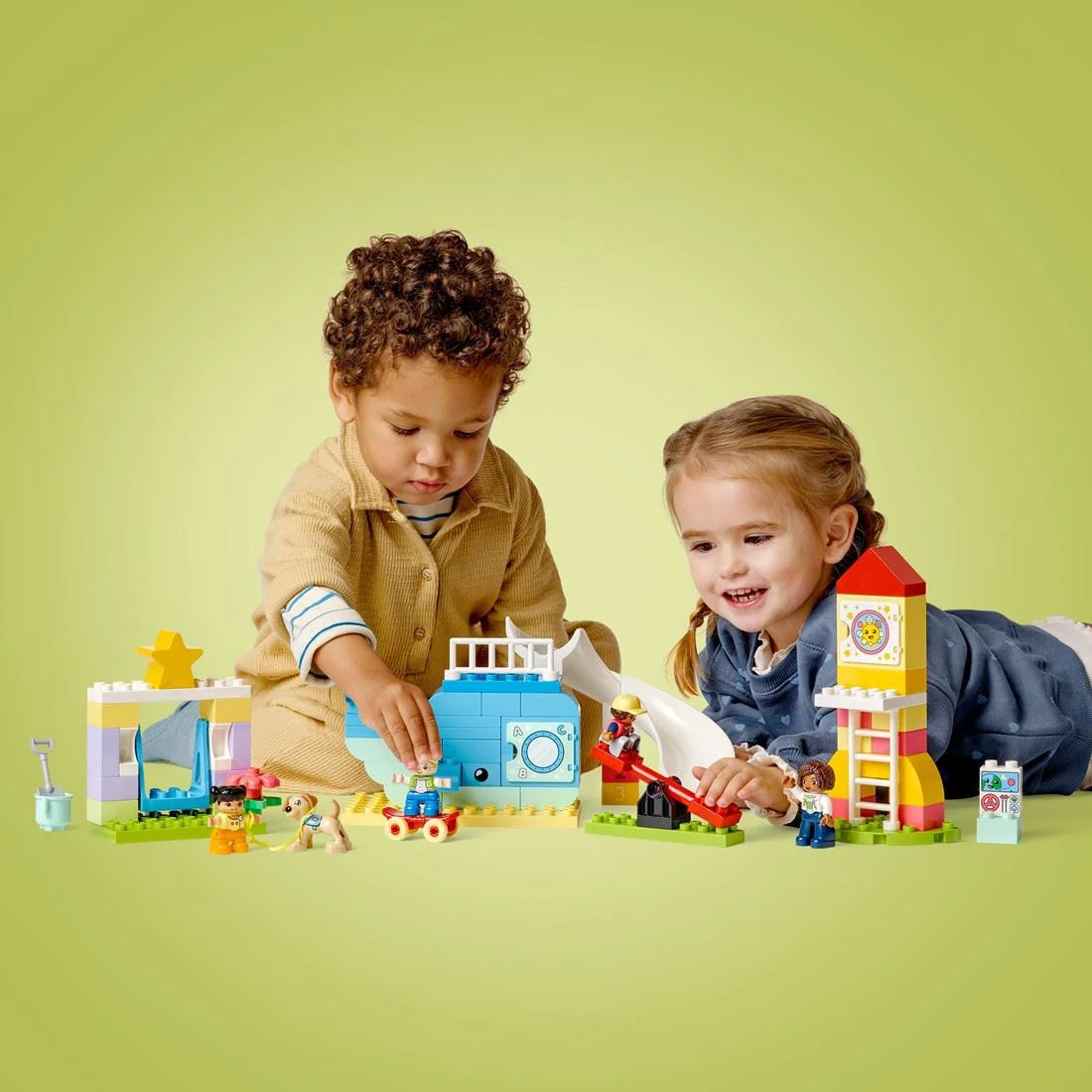 Set de constructie LEGO Duplo Locul de joaca ideal, 75 el.