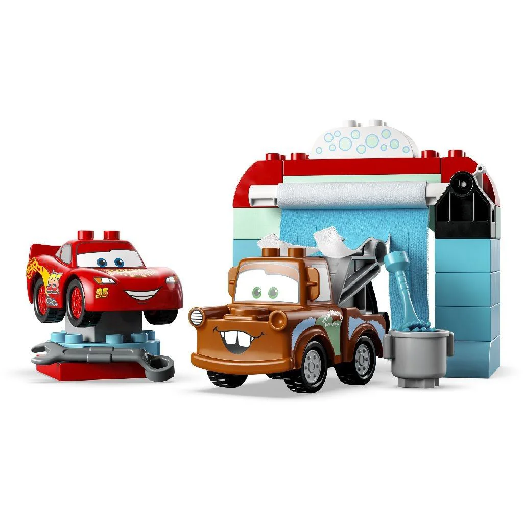 Constructor LEGO Duplo Distractie la spalatorie cu Fulger Mcqueen si Mater, 29 el.