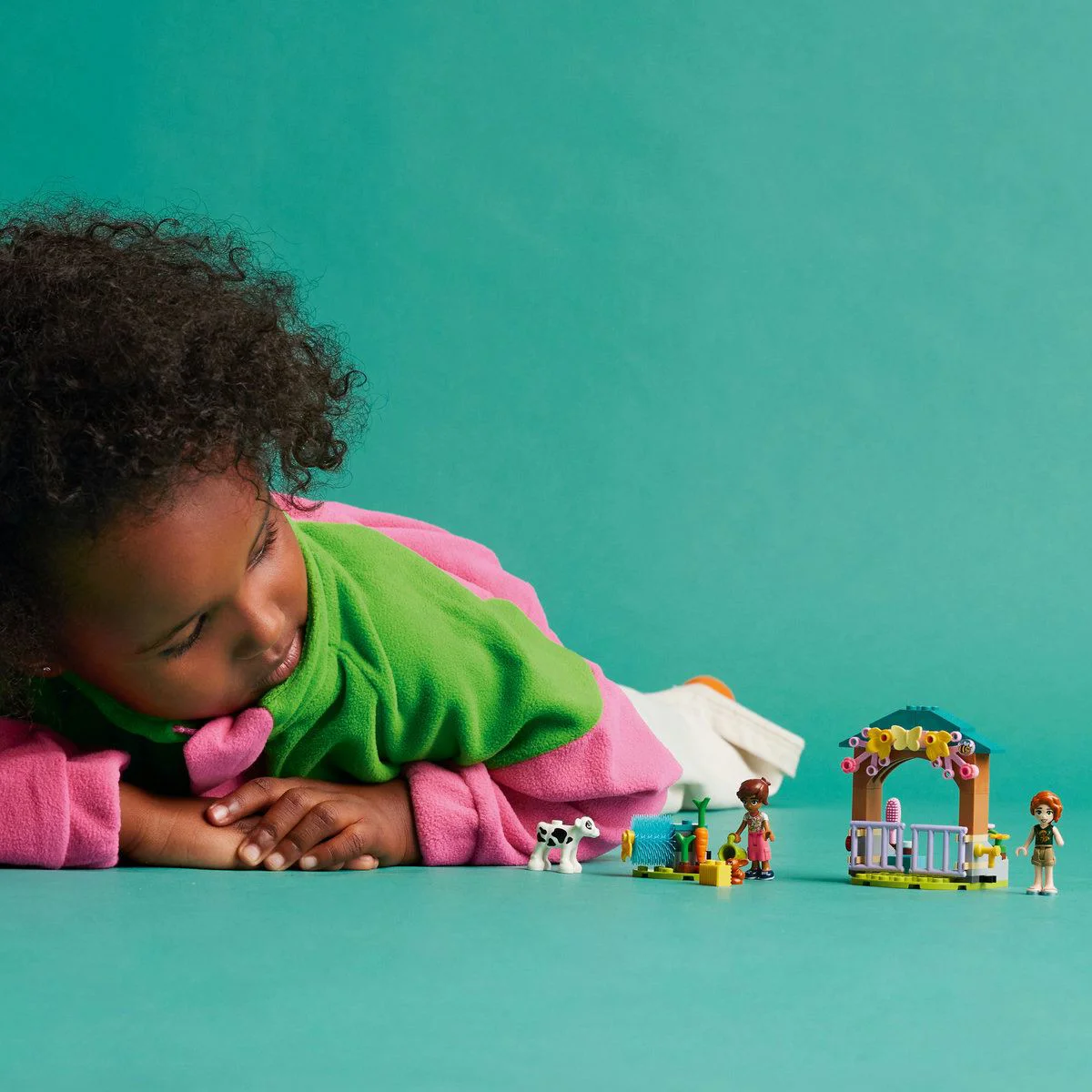 Set de constructie LEGO Friends Staul pentru vitelul lui Autumn, 79 el. foto
