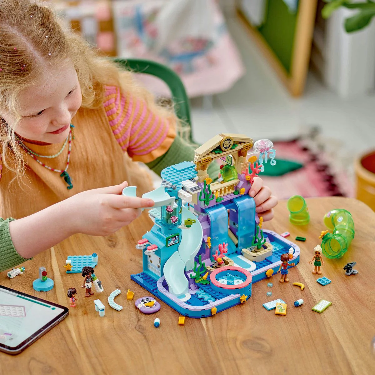 Set de constructie LEGO Friends Parc acvatic din orasul Heartlake, 814 el. foto