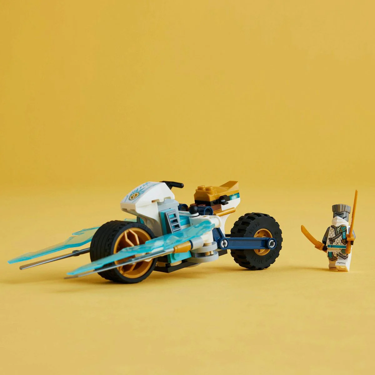 Set de constructie LEGO Ninjago Motocicleta de gheata a lui Zane, 84 el. foto