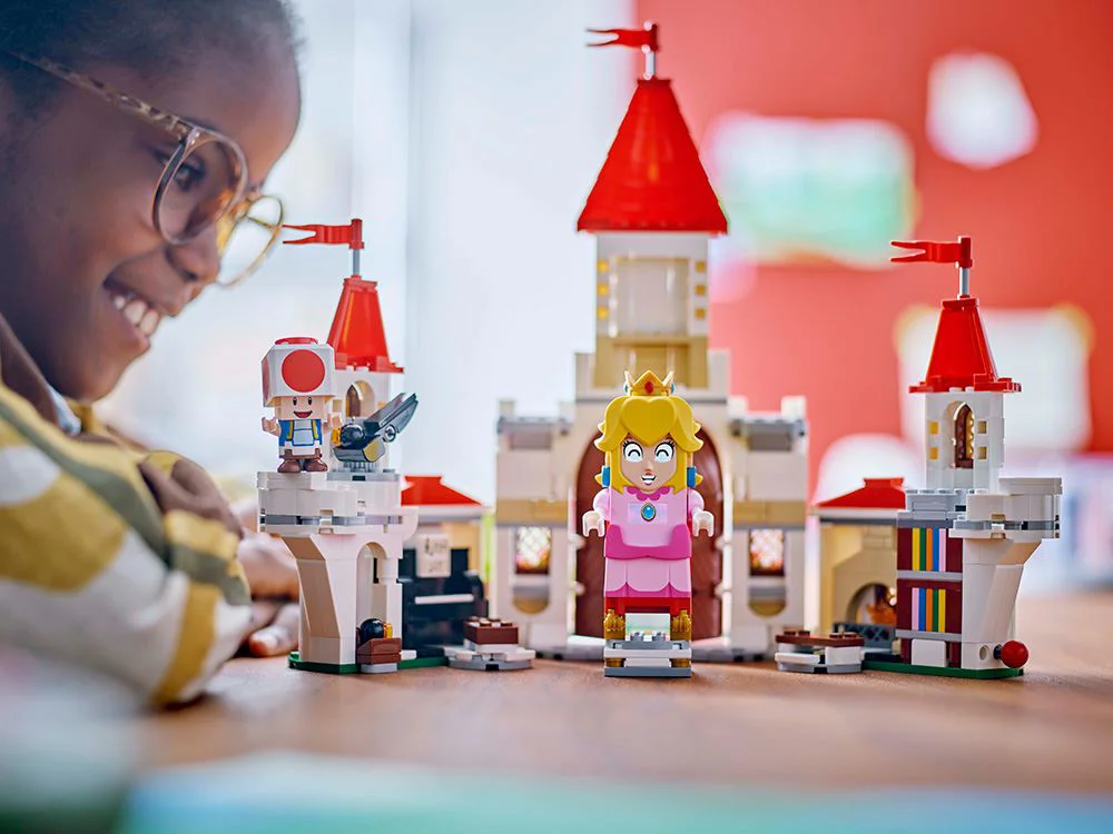 Конструктор LEGO Super Mario Битва с Роем в замке Принцессы Пич, 738 эл. foto