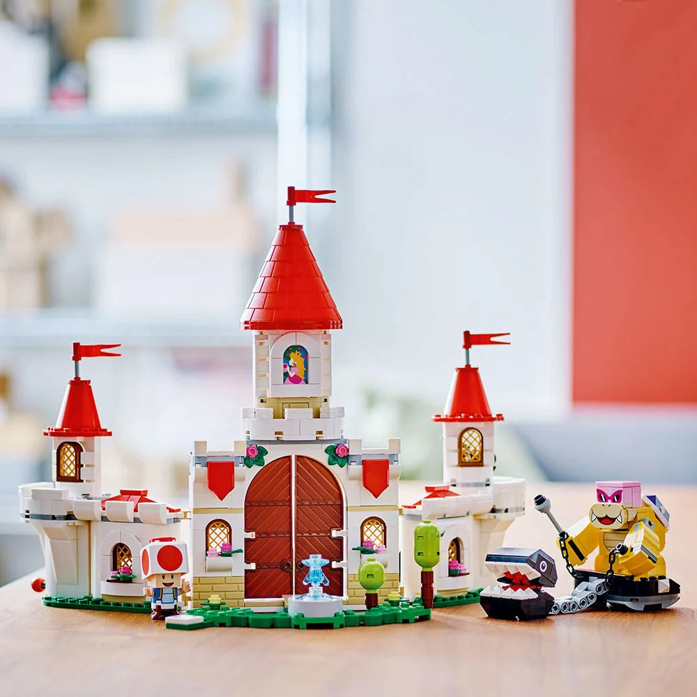 Конструктор LEGO Super Mario Битва с Роем в замке Принцессы Пич, 738 эл. foto