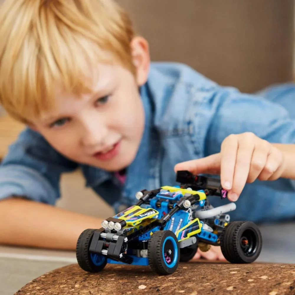 Set de constructie LEGO Technic Buggy de curse off-road, 219 el.