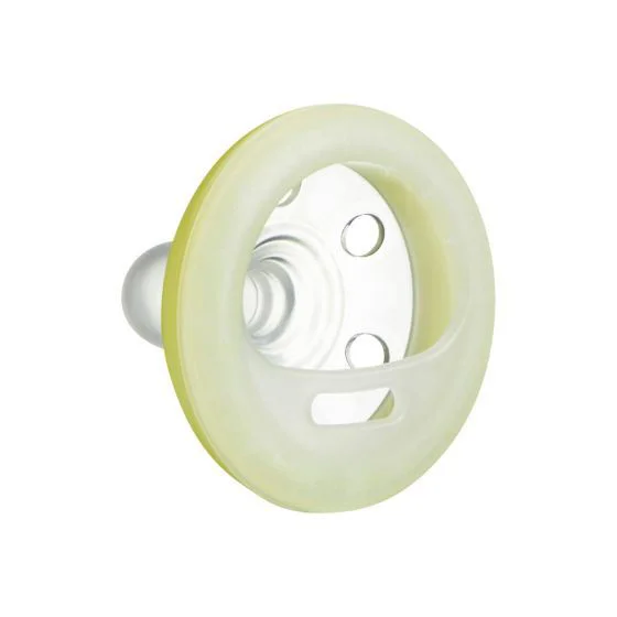 Suzeta de noapte ortodon. din silicon Tommee Tippee Breast Like Soother (6-18 luni), 2 buc.