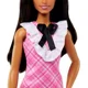 Papusa Barbie "Fashionista cu parul negru si rochie cu carouri"