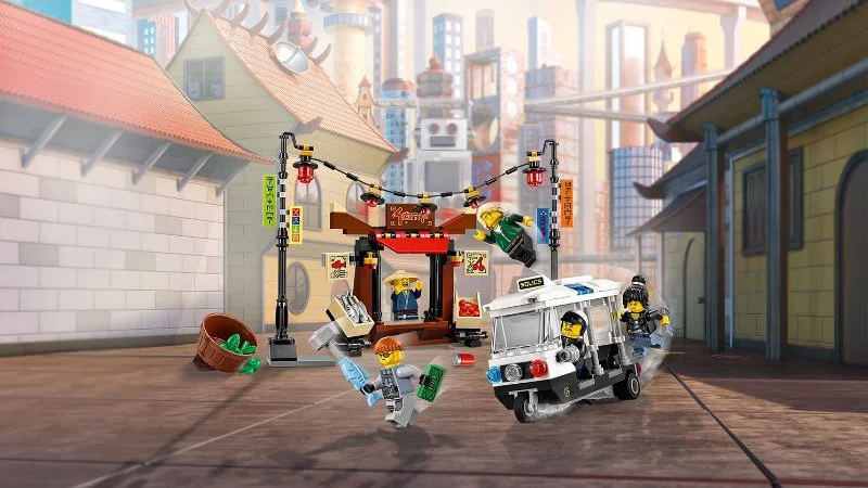 LEGO Ninjago - Ограбление киоска в НИНДЗЯГО Сити foto