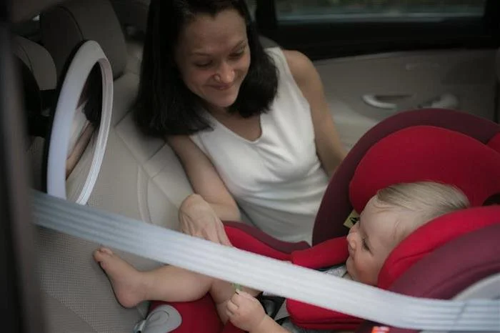 Oglinda auto Apramo Iris Baby LED pentru supravegherea bebelusilor foto