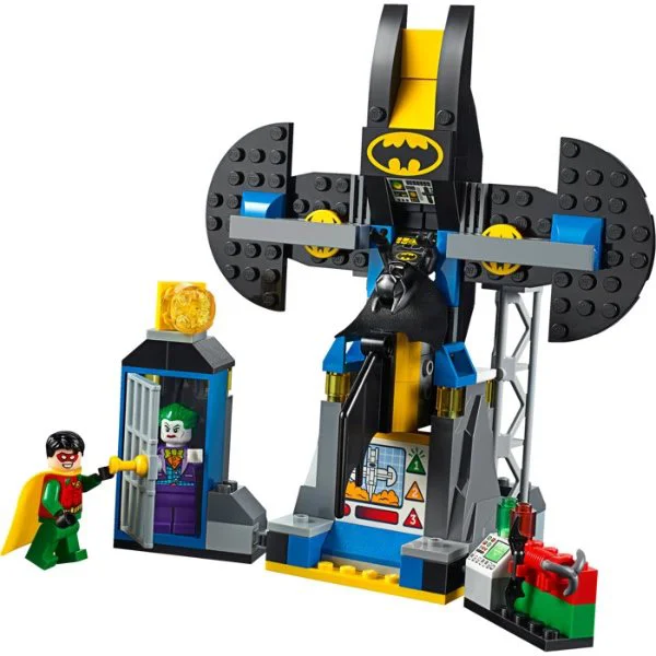 LEGO Juniors - The Joker™ Batcave Attack foto