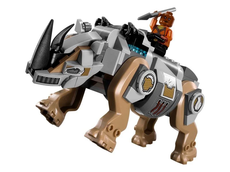 LEGO Super Heroes - Поединок с Носорогом foto