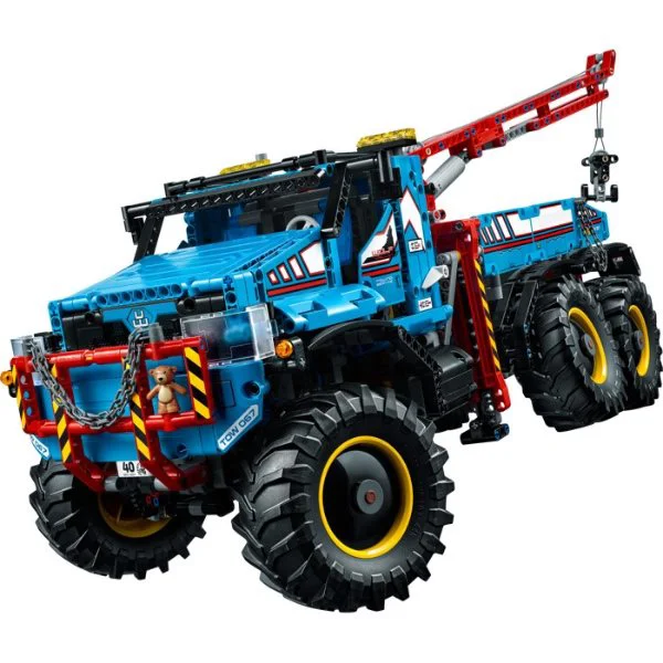 LEGO Technic - Аварийный внедорожник