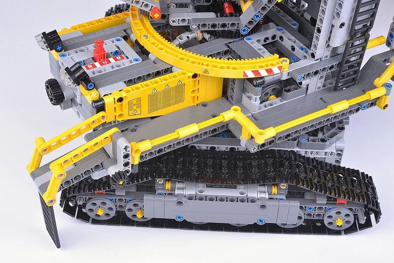 LEGO Technic - Роторный экскаватор