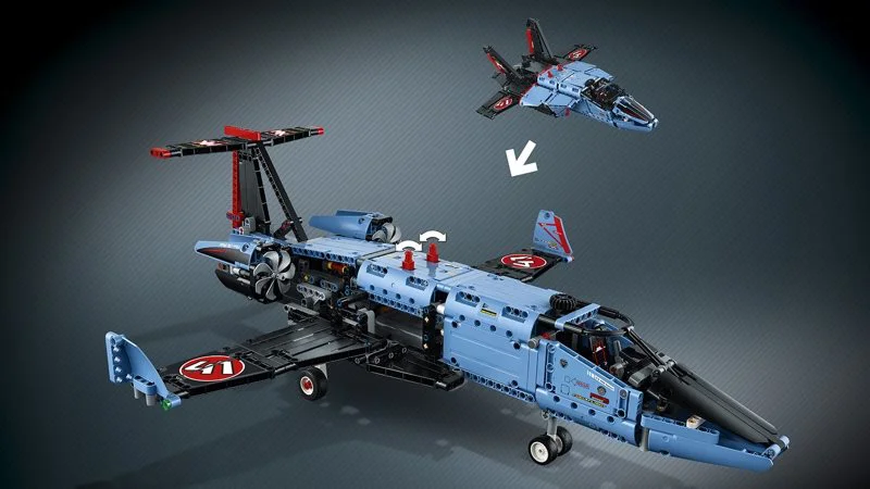 LEGO Technic - Сверхзвуковой истребитель