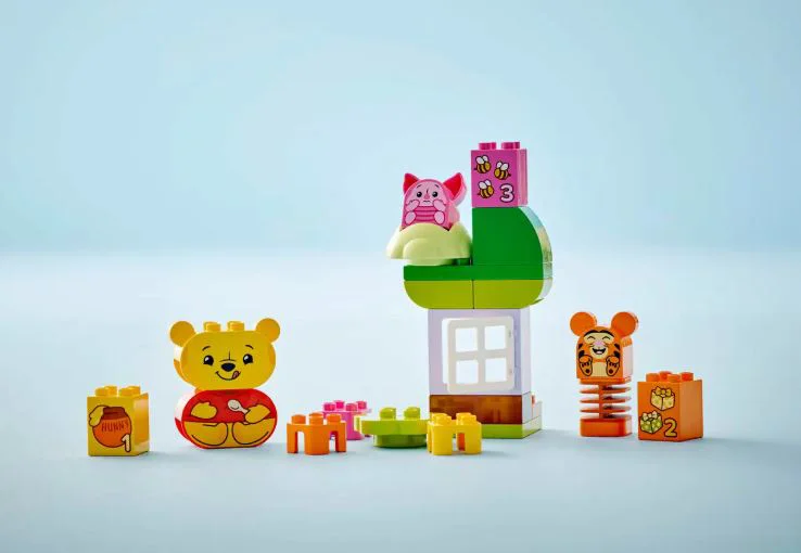 LEGO Disney - Petrecerea de ziua lui Winnie the Pooh foto