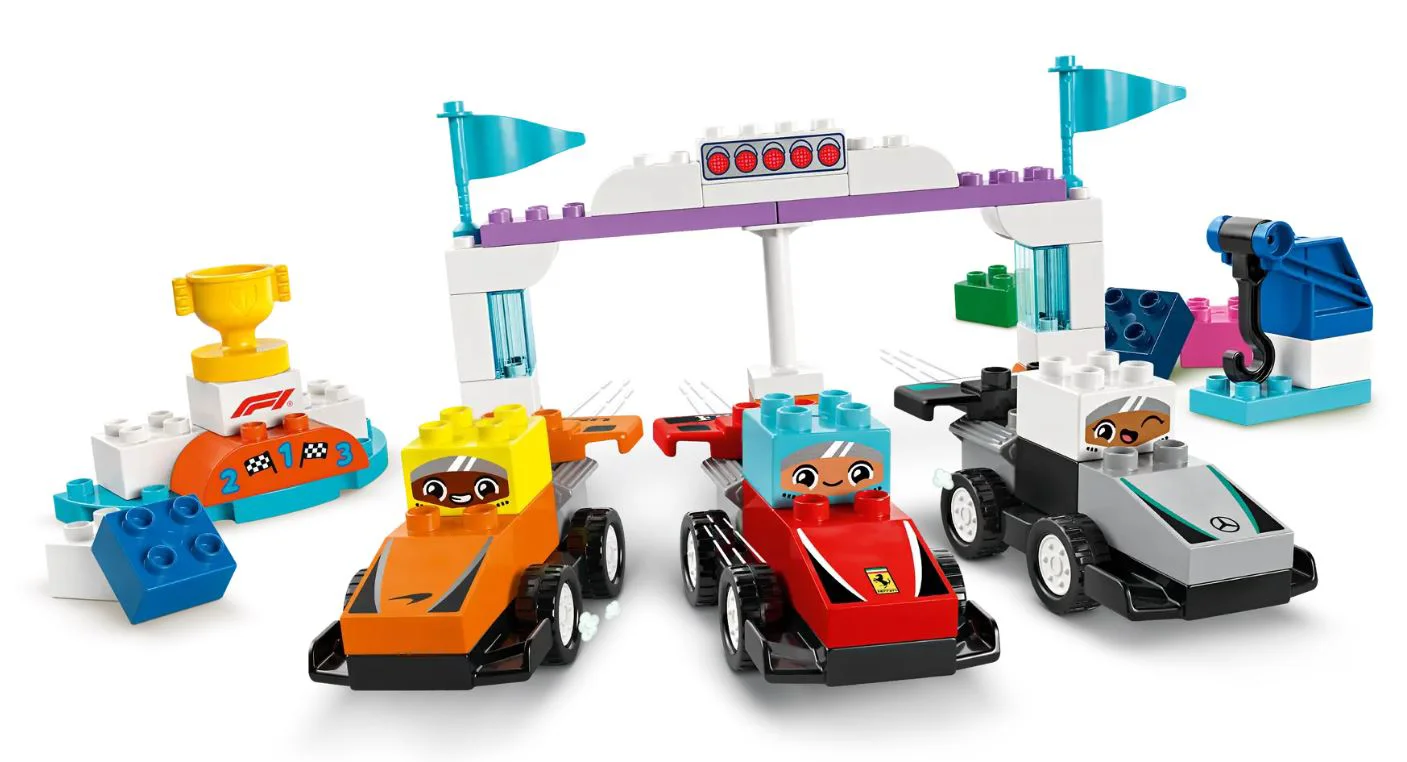 LEGO Duplo - Гоночные автомобили F1 и гонщики foto