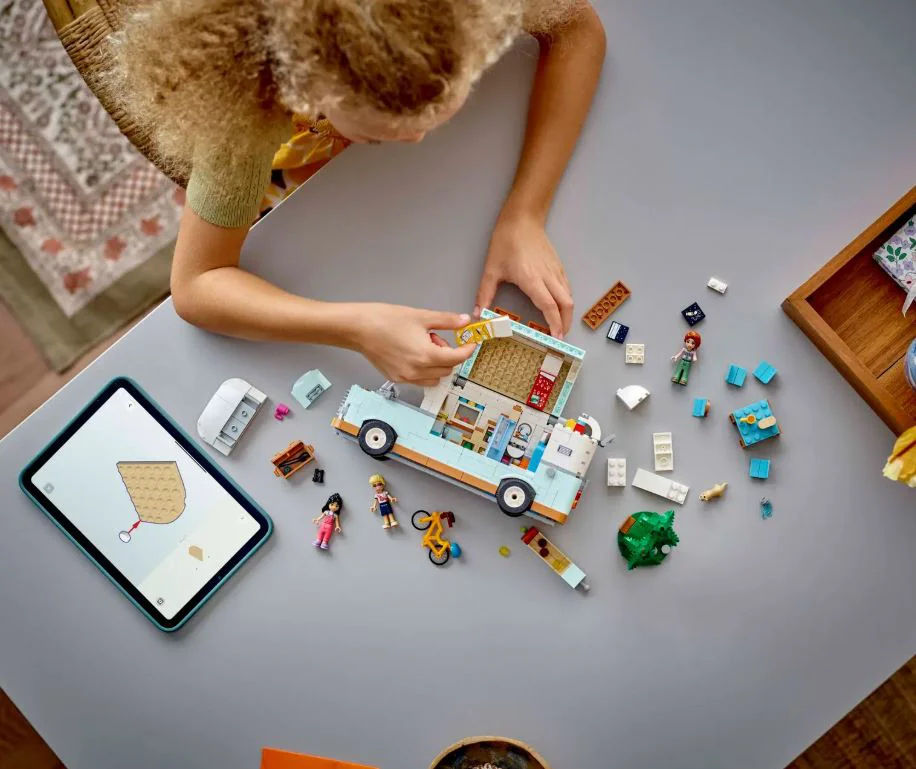 LEGO Friends - Приключение в кемпере дружбы foto