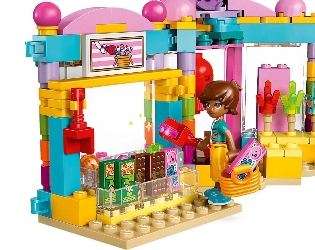 LEGO Friends - Магазин сладостей в городе Хартлейк foto