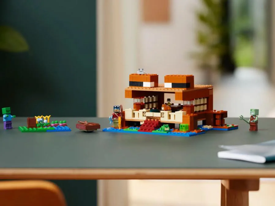 LEGO Minecraft - Дом Лягушки foto