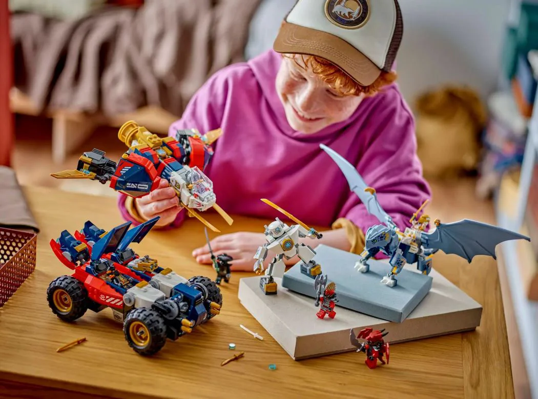 LEGO Ninjago - Ultrarobotul combinat al lui Zane foto