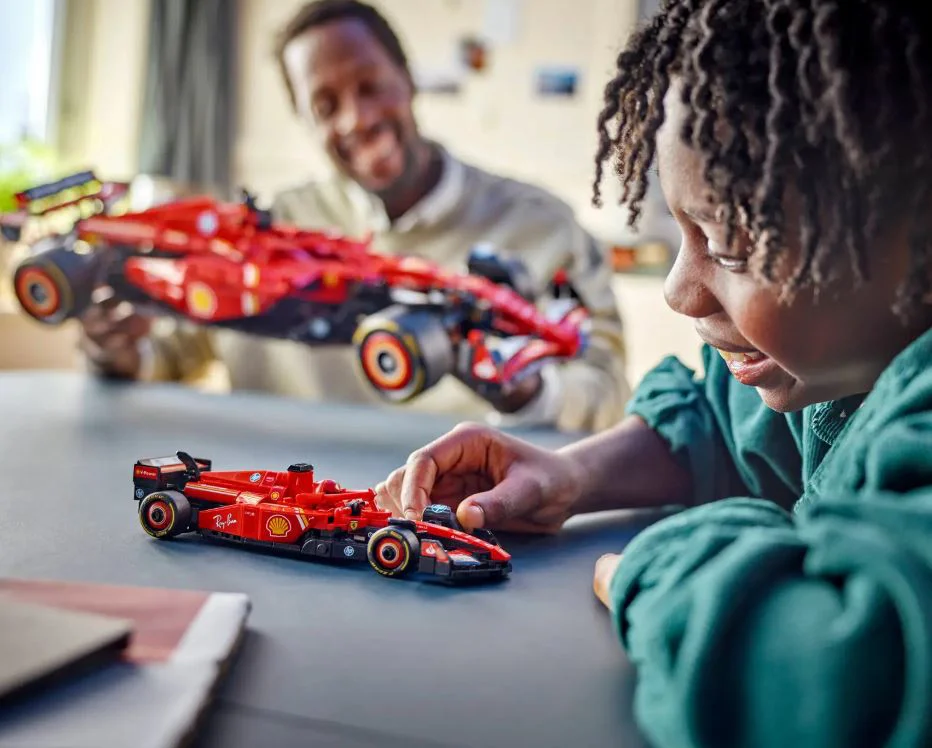 LEGO Speed Champions - Ferrari SF-24 F1 Race Car foto