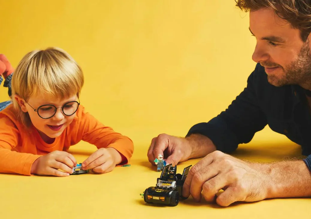 LEGO Super Heroes - Batman & Batmobile против Mr. Freeze foto