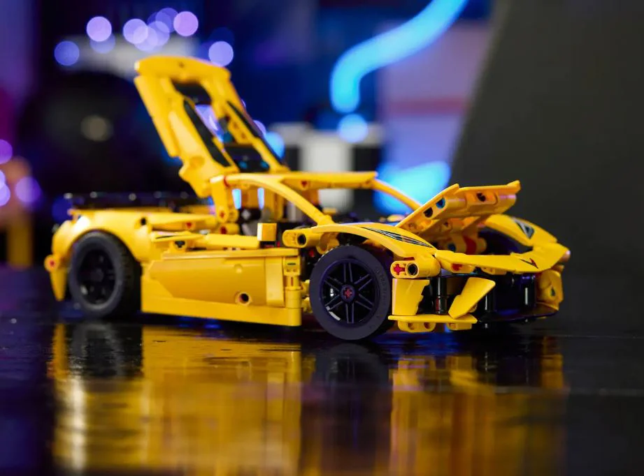 LEGO Technic - Chevrolet Corvette Stingray foto
