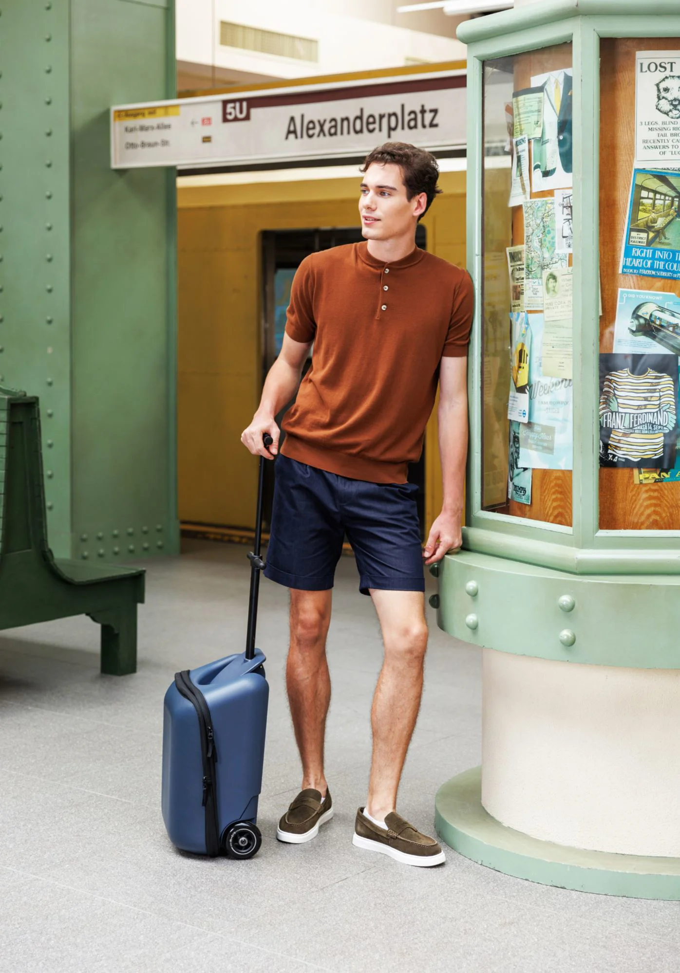 Troller Micro Ride On Luggage Eazy Weekender Dark Blue