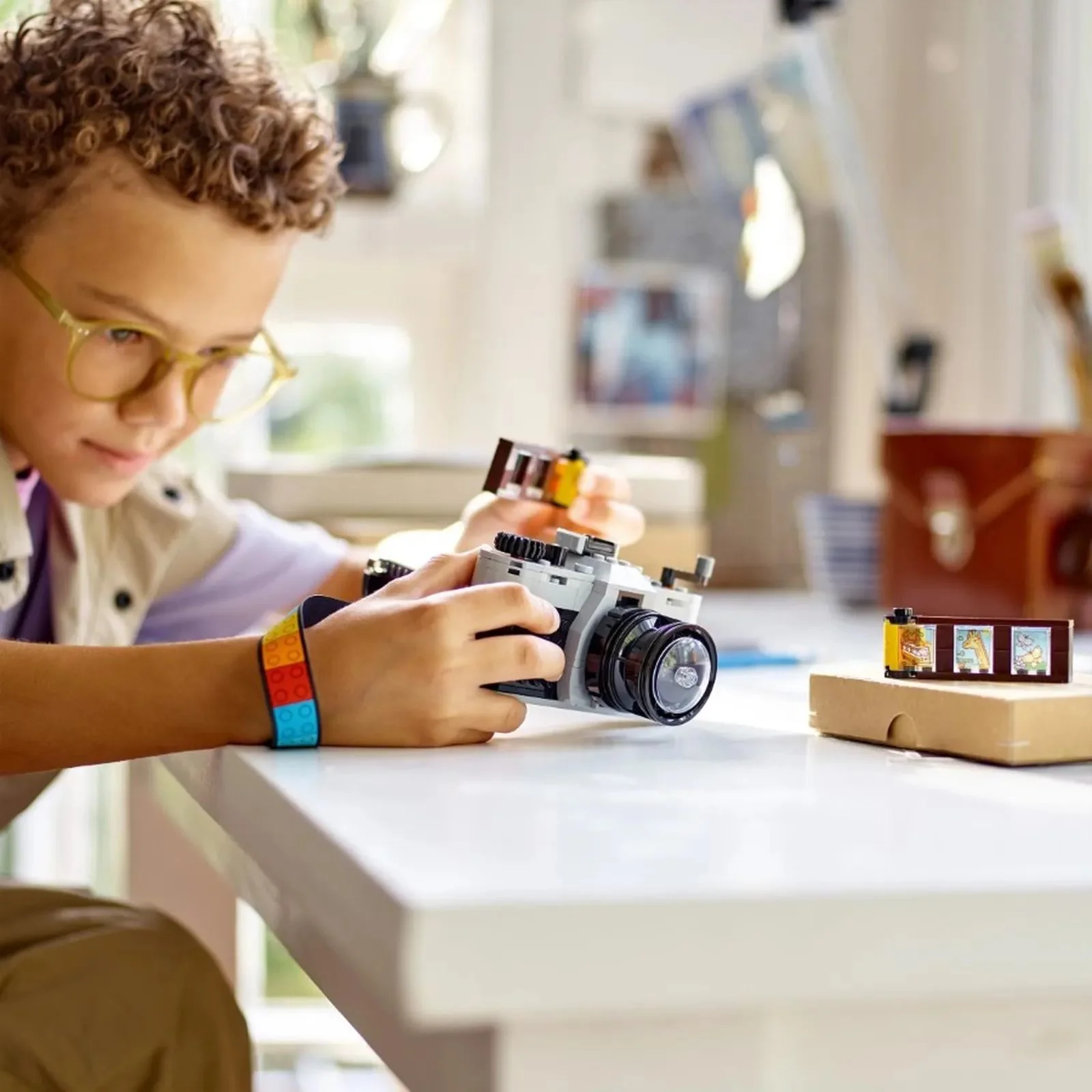 Строительный набор 3 в 1 LEGO Creator Ретро-фотоаппарат, 261 эл.