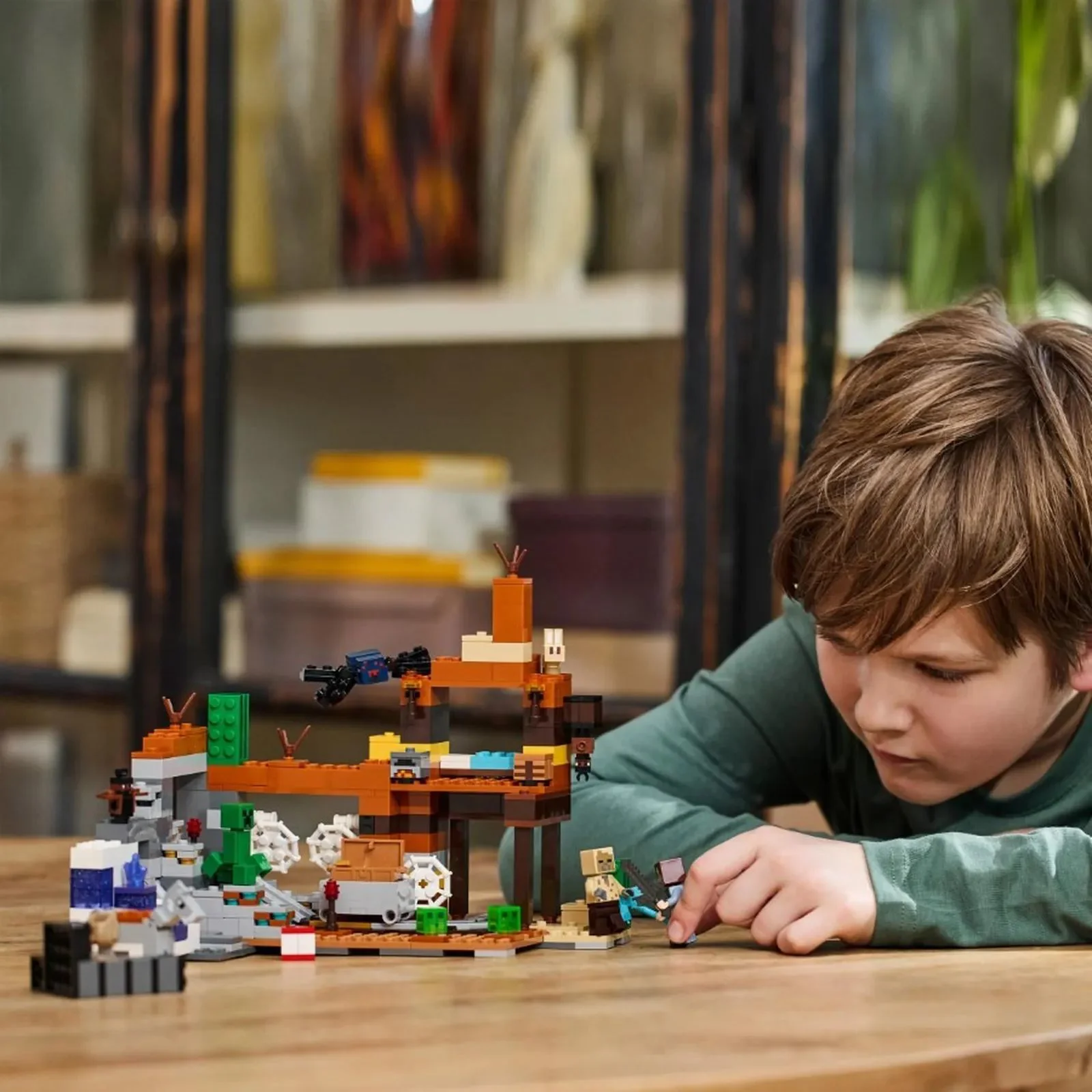 Строительный набор LEGO Minecraft Шахта в Бэдлендсе, 538 эл.