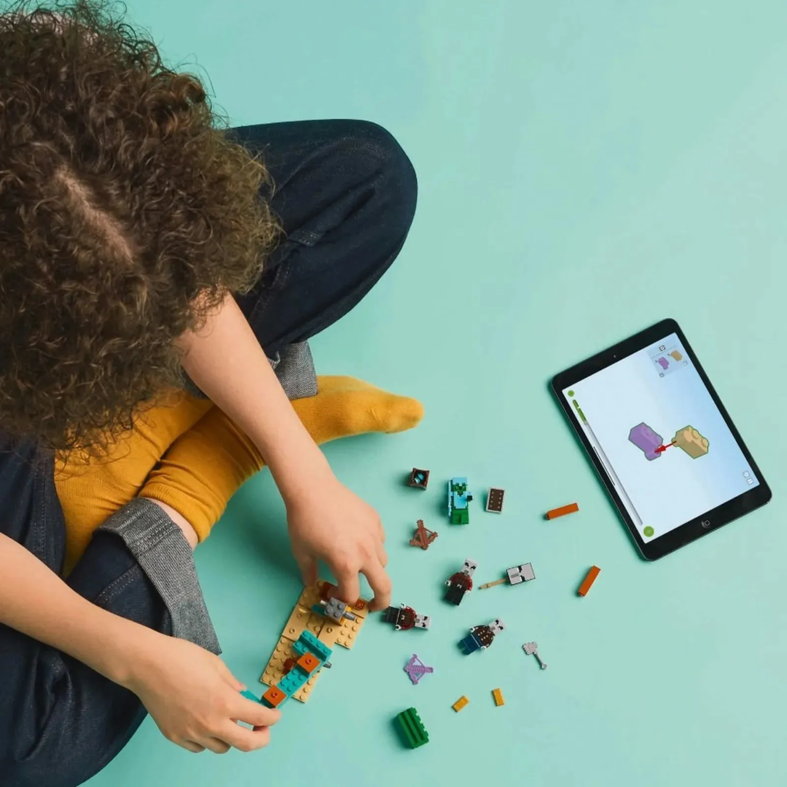 Строительный набор LEGO Minecraft Пустынный патруль илладжеров, 105 эл.