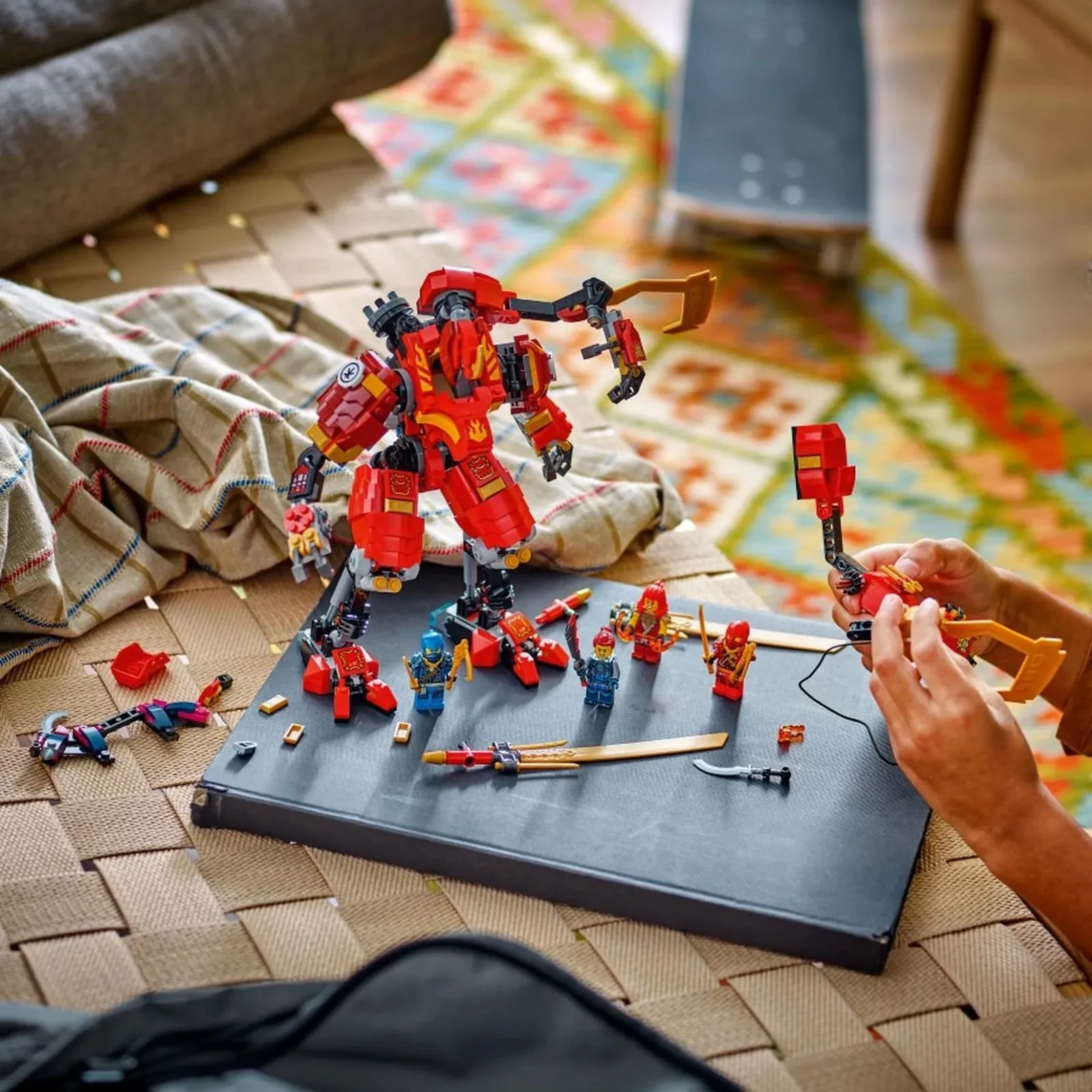 Строительный набор LEGO Ninjago Скалолазный робот Кая, 623 эл. foto